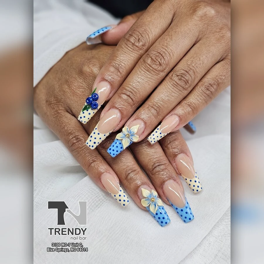 Nails Design Blue Springs, MO 64014
